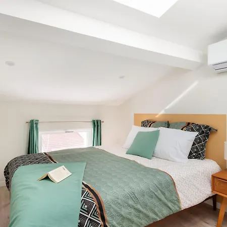 Apartment Beige Hospitalite - Agathe - Le Nid Urbain *